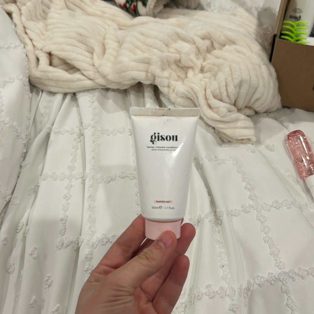 GISOU “CONDITIONER”